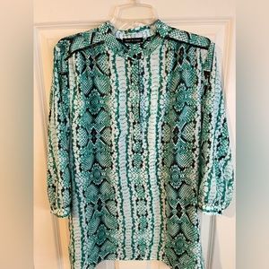 Violet & Claire 3/4 Sleeve Blouse
